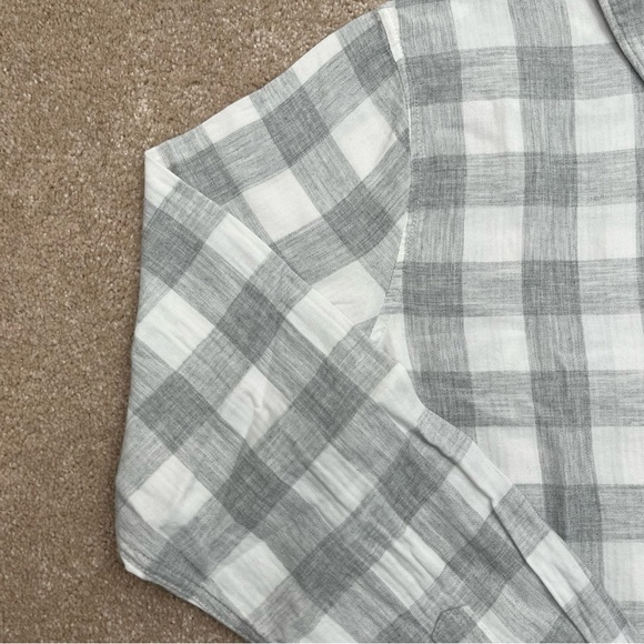 Travis Mathew Shirt Adult Medium Gray White Button Up Plaid Flannel Preppy Men - Picture 2 of 15